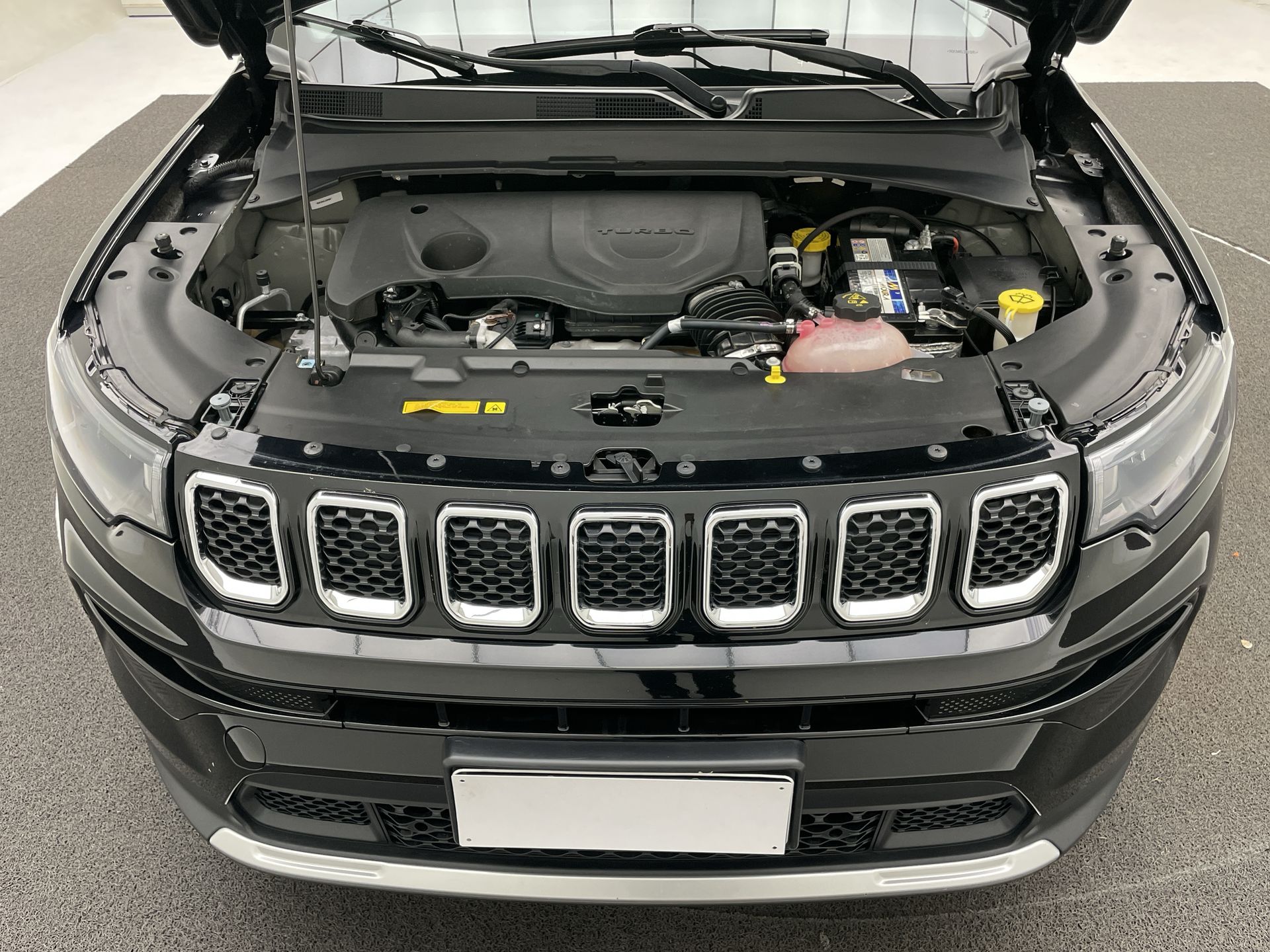 Jeep-COMPASS-COMPASS LONG. T270 1.3 TB 4x2 Flex Aut.