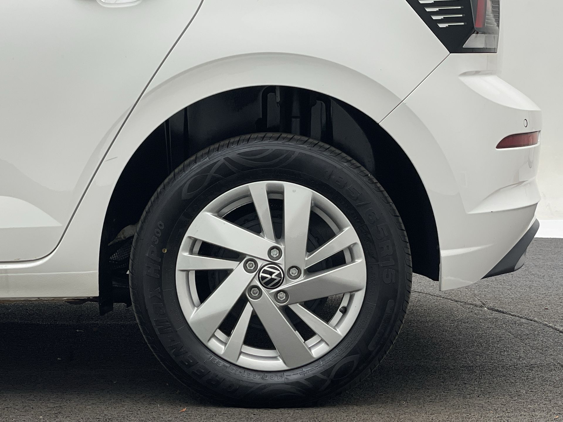 VW - Volkswagen-Polo-Polo 1.0 TSI Flex 12V 5p