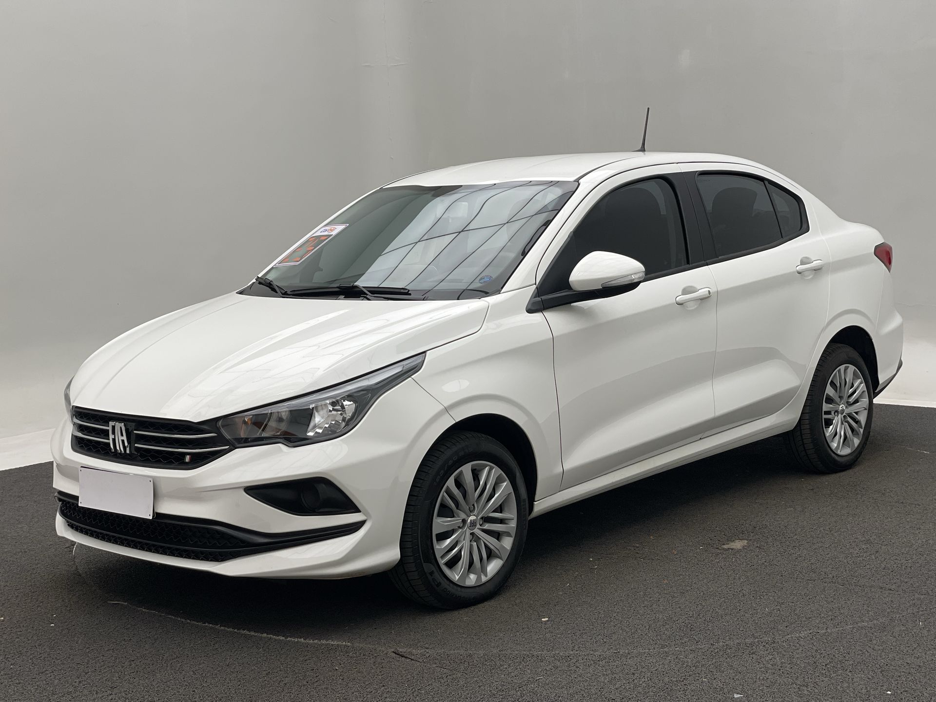 CRONOS DRIVE 1.3 8V Flex Aut.