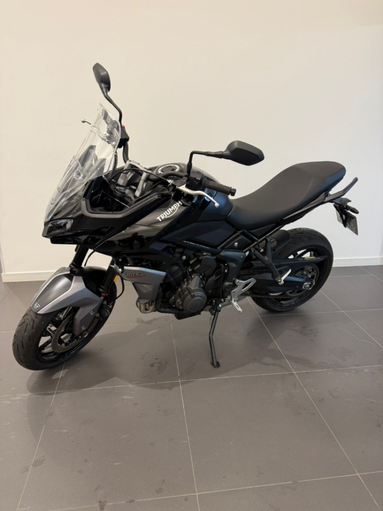 TRIUMPH-Tiger 660 Sport-.