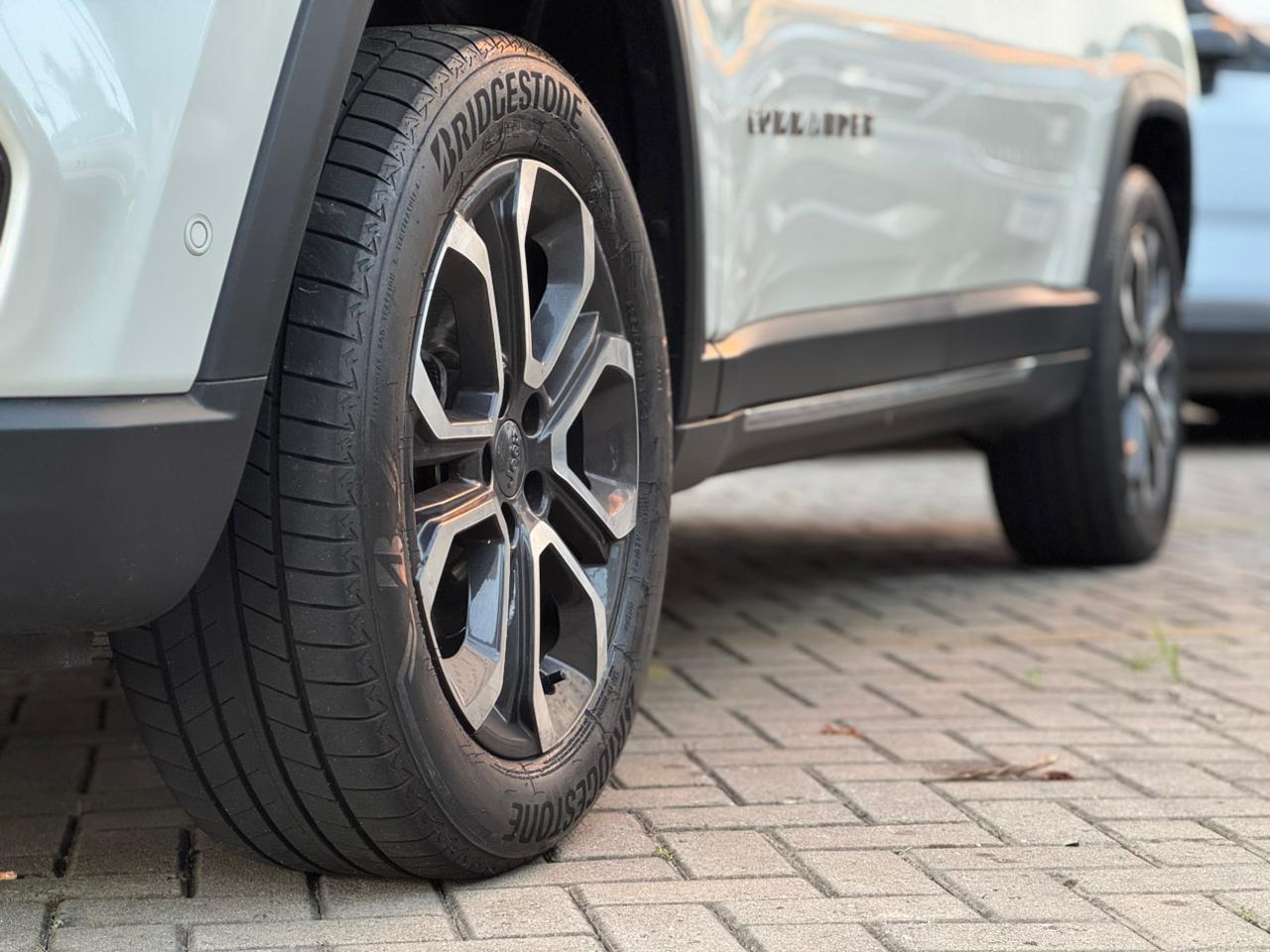 Jeep-COMMANDER-Commander Limited T270 1.3 TB Flex Aut.