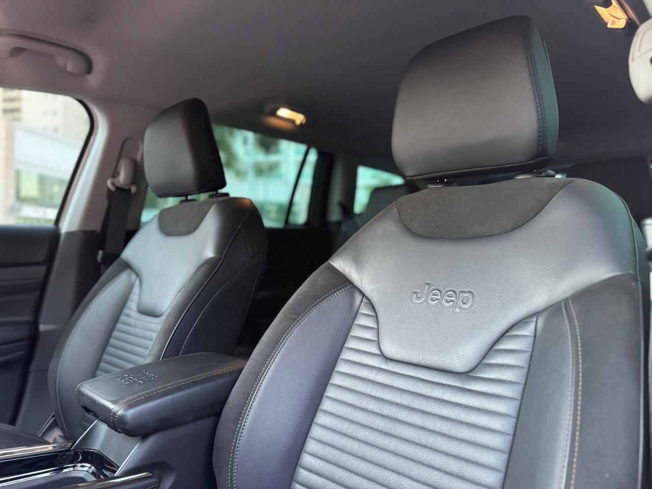 Jeep-COMMANDER-Commander Limited T270 1.3 TB Flex Aut.
