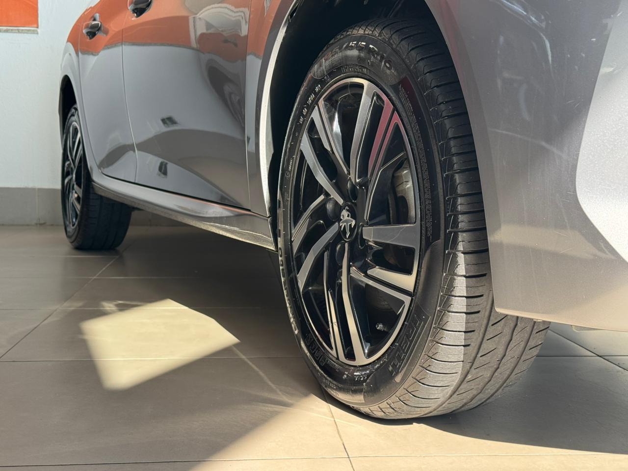 Peugeot-208-208 Griffe 1.0 Tubo Flex 5p Aut.