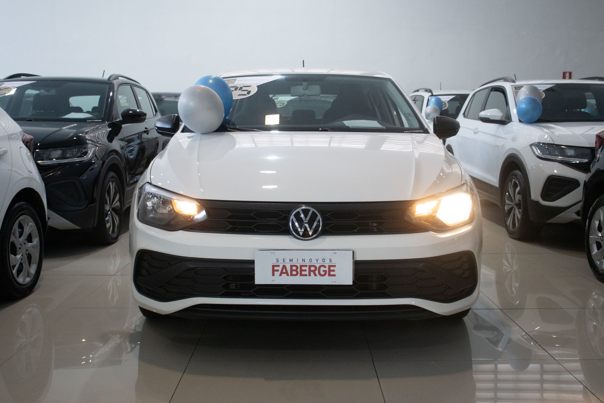 VW - Volkswagen-Polo-Polo Track 1.0 Flex 12V 5p