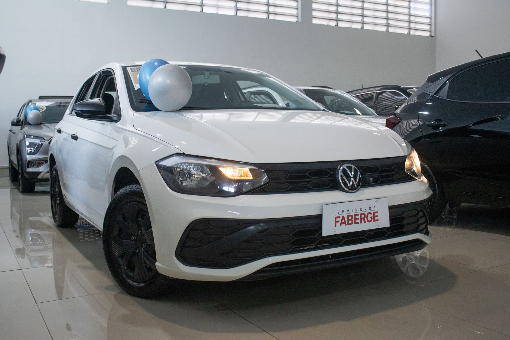 Polo Track 1.0 Flex 12V 5p