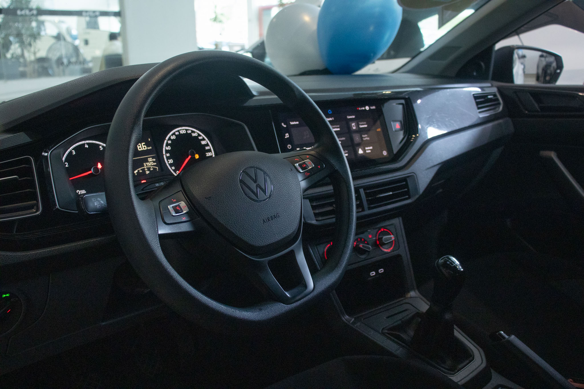 VW - Volkswagen-Polo-Polo Track 1.0 Flex 12V 5p