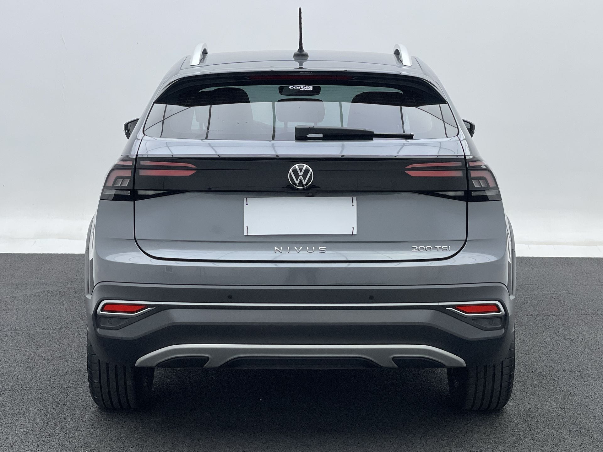 VW - Volkswagen-Nivus-Nivus Highline 1.0 200 TSI Flex Aut.