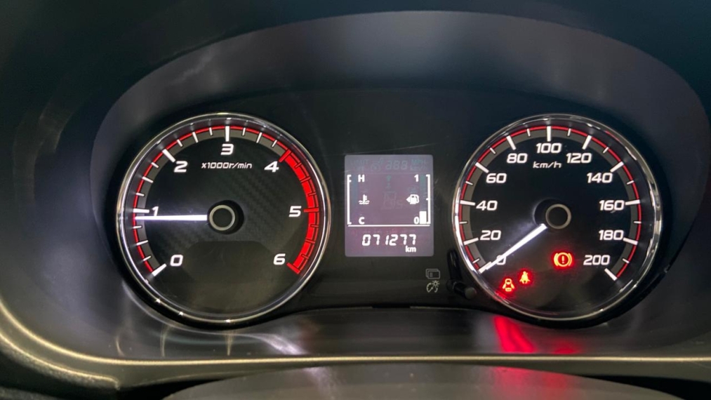 Mitsubishi-L200 TRITON-2.4 16V TURBO DIESEL GL CD 4X4 MANUAL