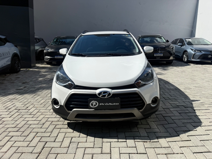 Hyundai-HB20X-1.6 16V STYLE FLEX 4P AUTOMÁTICO