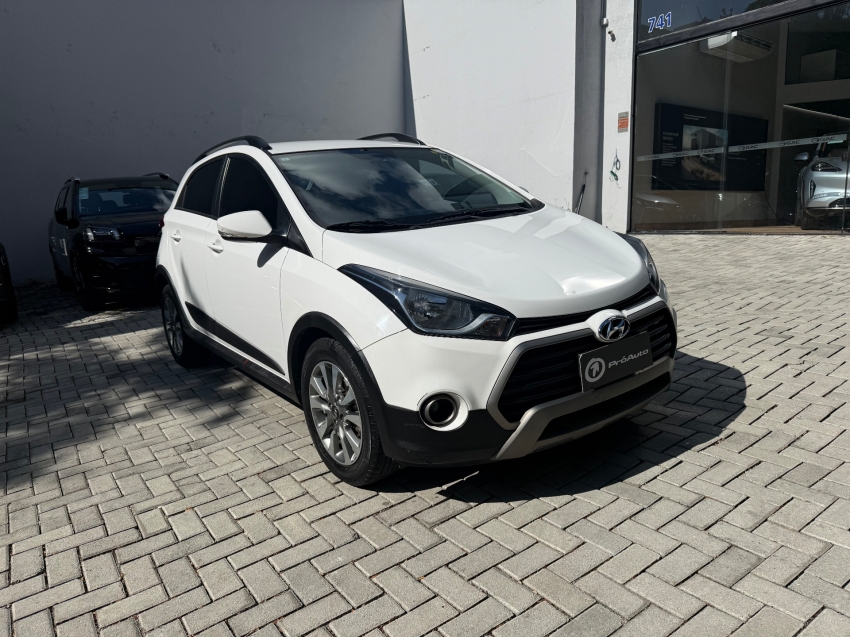 Hyundai-HB20X-1.6 16V STYLE FLEX 4P AUTOMÁTICO