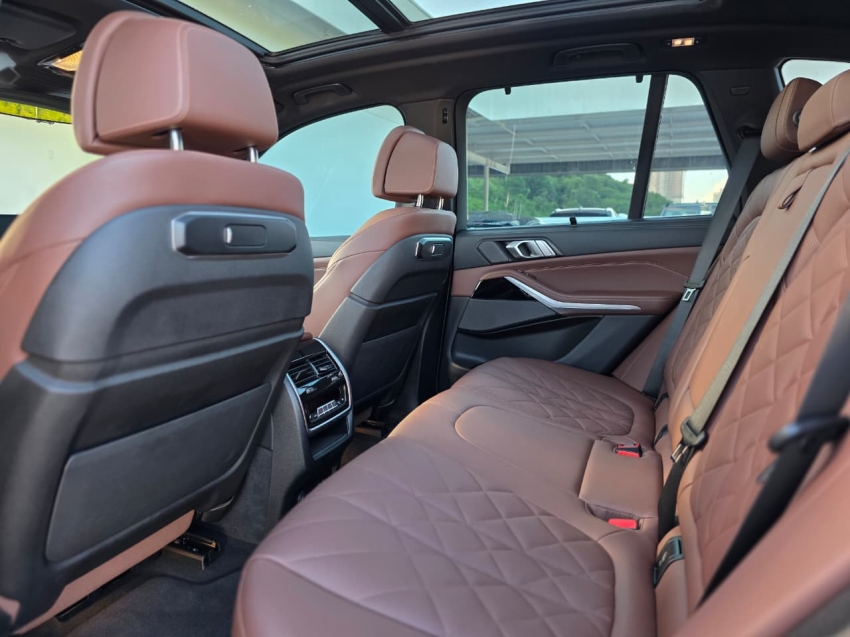 BMW-X5-3.0 I6 TURBO HÍBRIDO XDRIVE50E M SPORT AUTOMÁTICO
