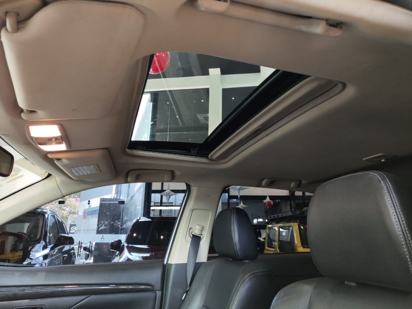 Mitsubishi-OUTLANDER-2.0 16V GASOLINA 4P AUTOMÁTICO