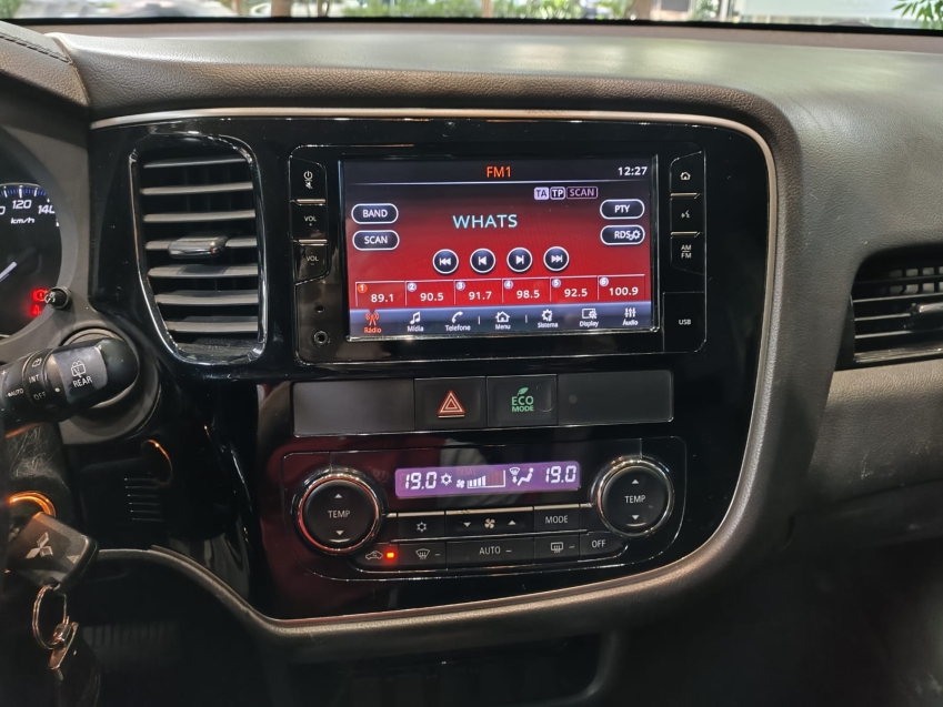 Mitsubishi-OUTLANDER-2.0 16V GASOLINA 4P AUTOMÁTICO
