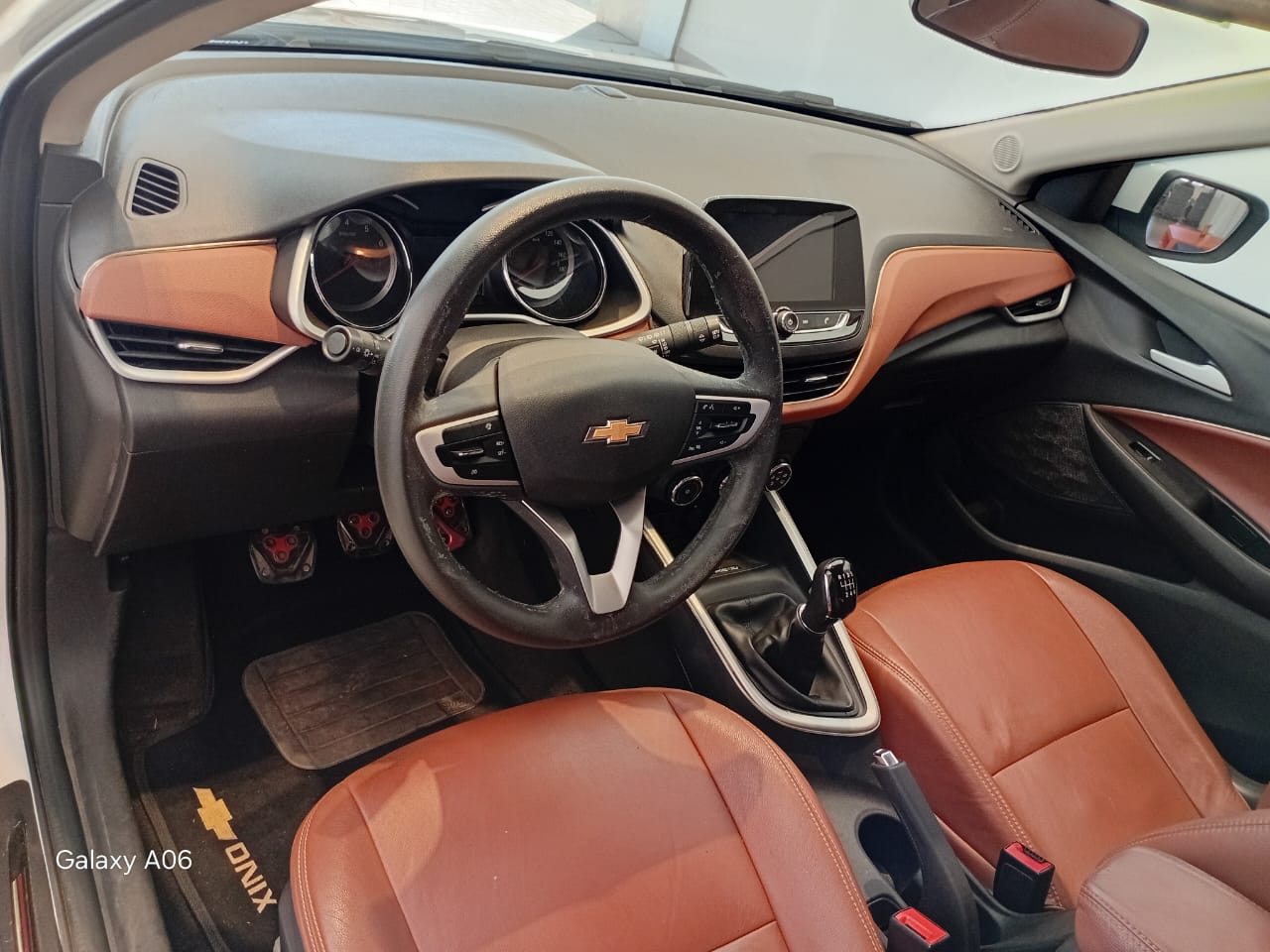 GM - Chevrolet-ONIX-ONIX 1.0 LT FLEX MANUAL