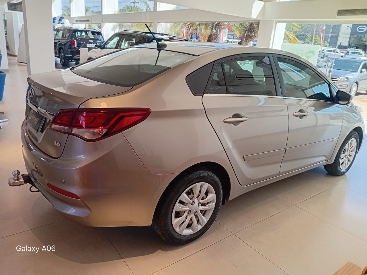 Hyundai-HB20S-HB20S 1.6 COMFORT PLUS 16V FLEX 4P AUTOMATICO