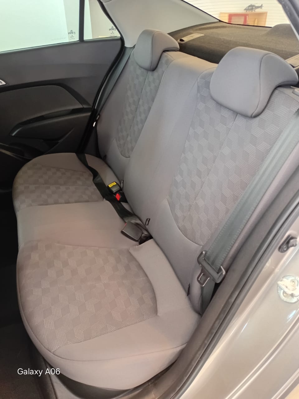 Hyundai-HB20S-HB20S 1.6 COMFORT PLUS 16V FLEX 4P AUTOMATICO