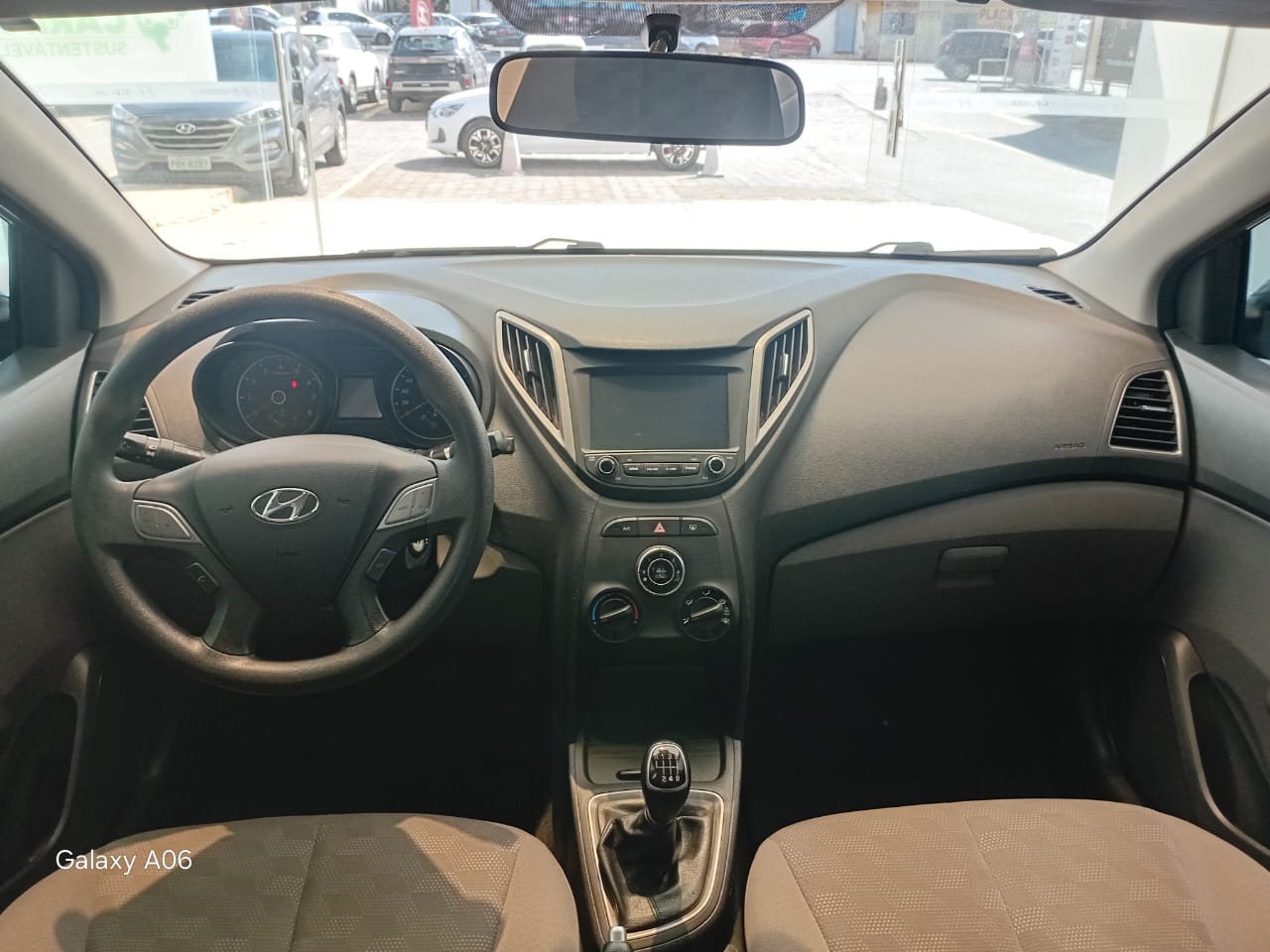 Hyundai-HB20S-HB20S 1.6 COMFORT PLUS 16V FLEX 4P AUTOMATICO