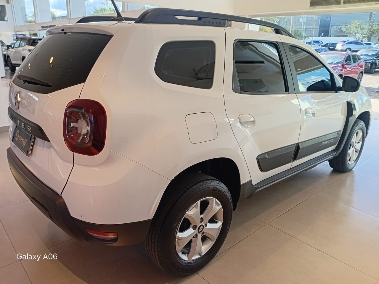 Renault-DUSTER-DUSTER INTENSE 16