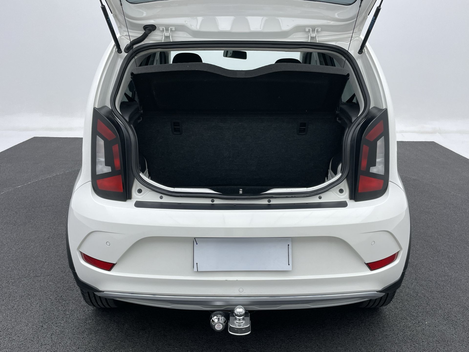 VW - Volkswagen-up!-up! Xtreme 1.0 TSI Total Flex 12V 5p