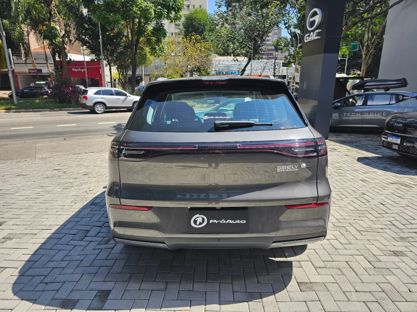 GEELY-EX5-60,22 KW ELÉTRICO PRO