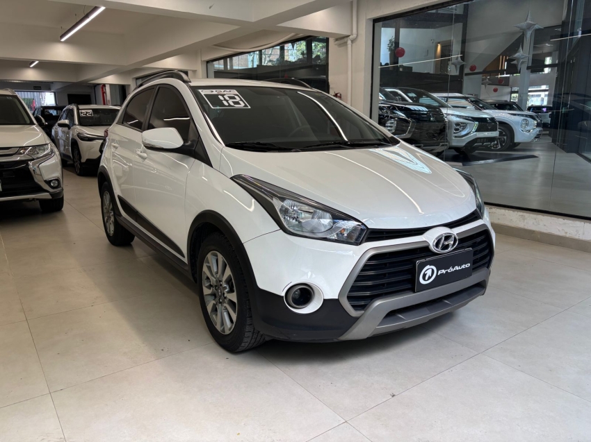 Hyundai-HB20X-1.6 16V STYLE FLEX 4P AUTOMÁTICO