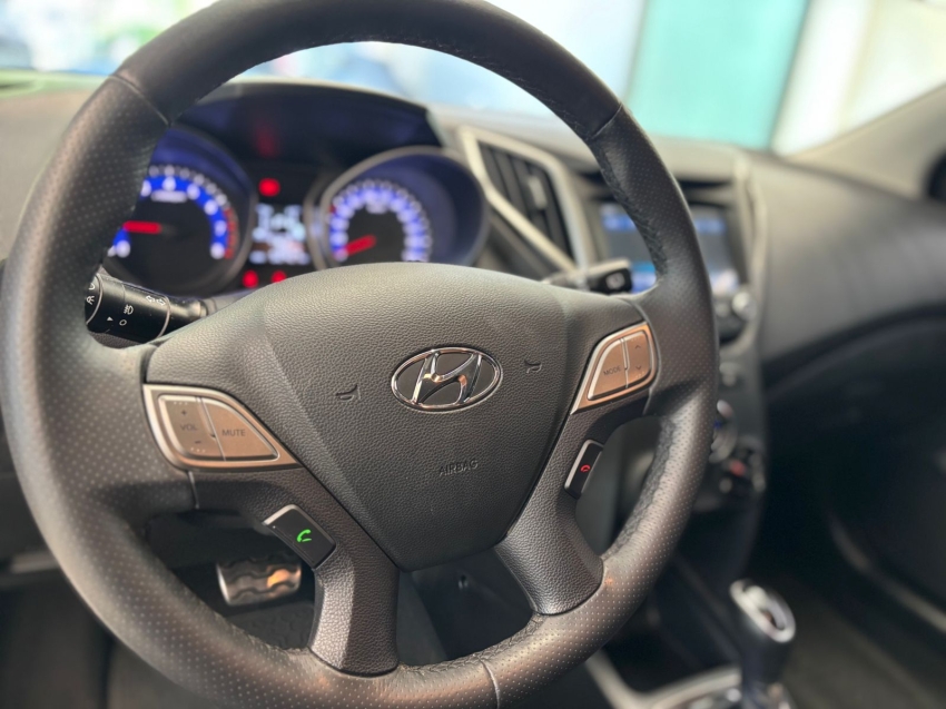 Hyundai-HB20X-1.6 16V STYLE FLEX 4P AUTOMÁTICO