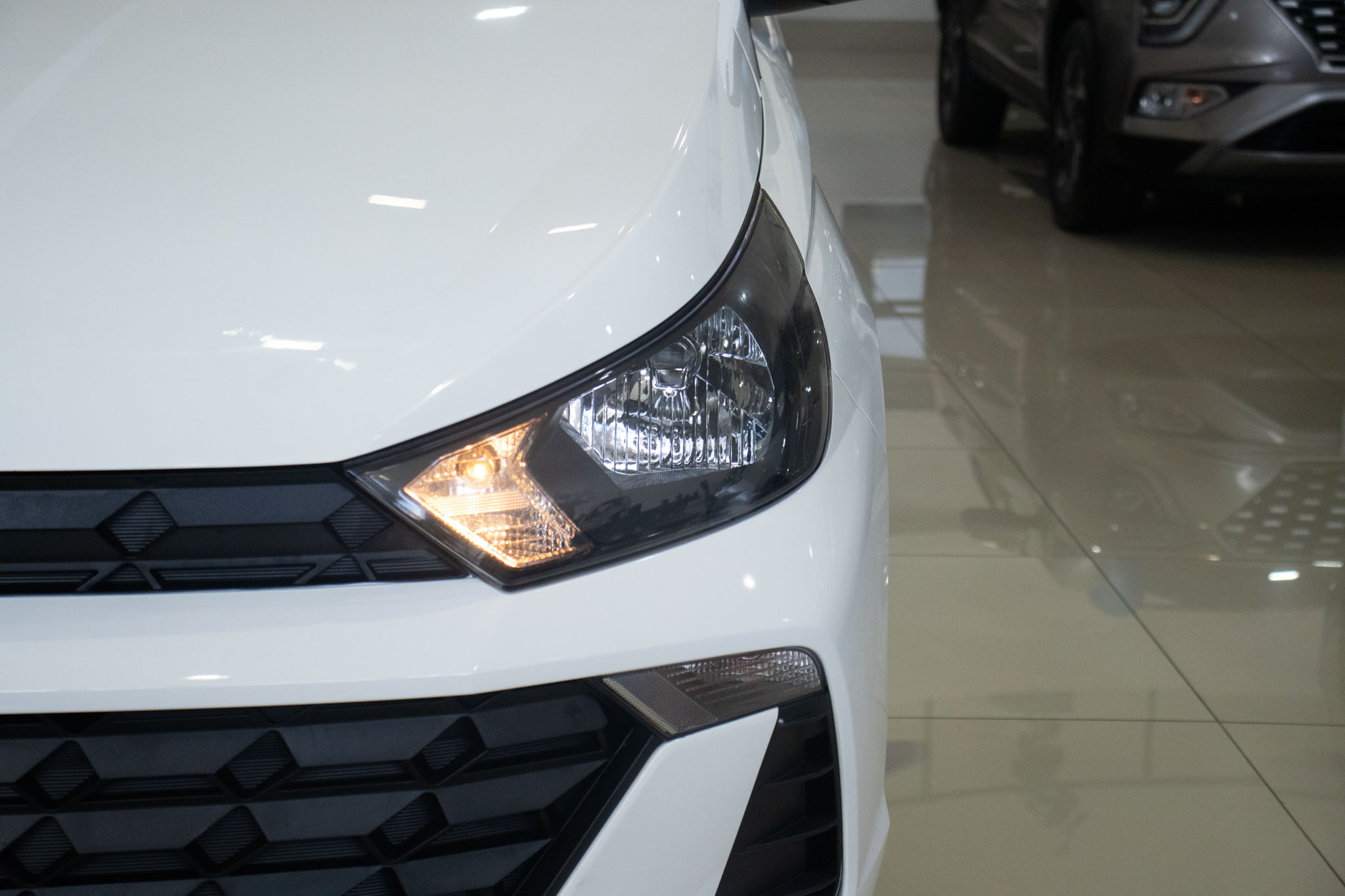 Hyundai-HB20S-HB20S Comfort Plus 1.0 Flex 12V Mec.