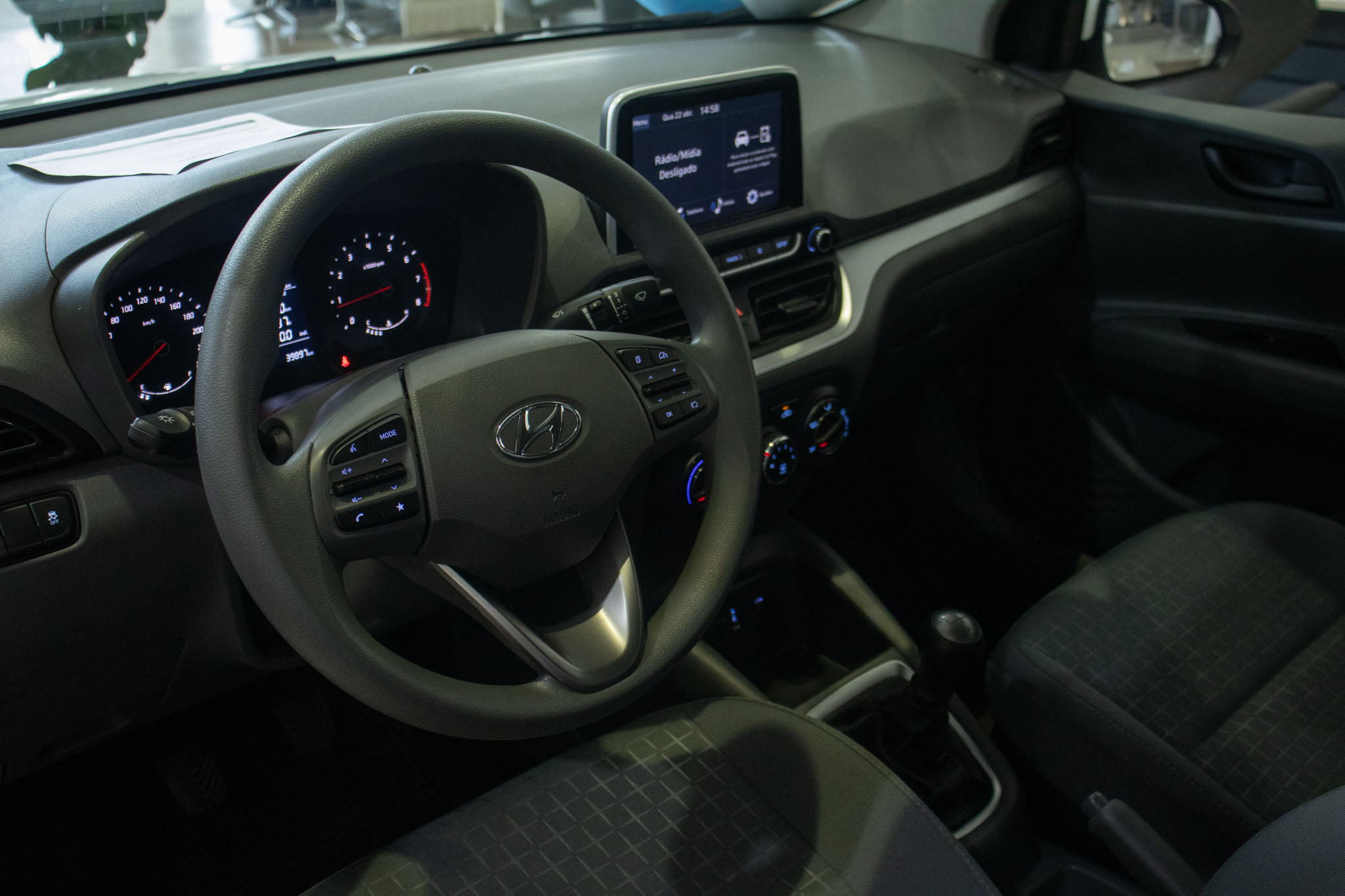 Hyundai-HB20S-HB20S Comfort Plus 1.0 Flex 12V Mec.