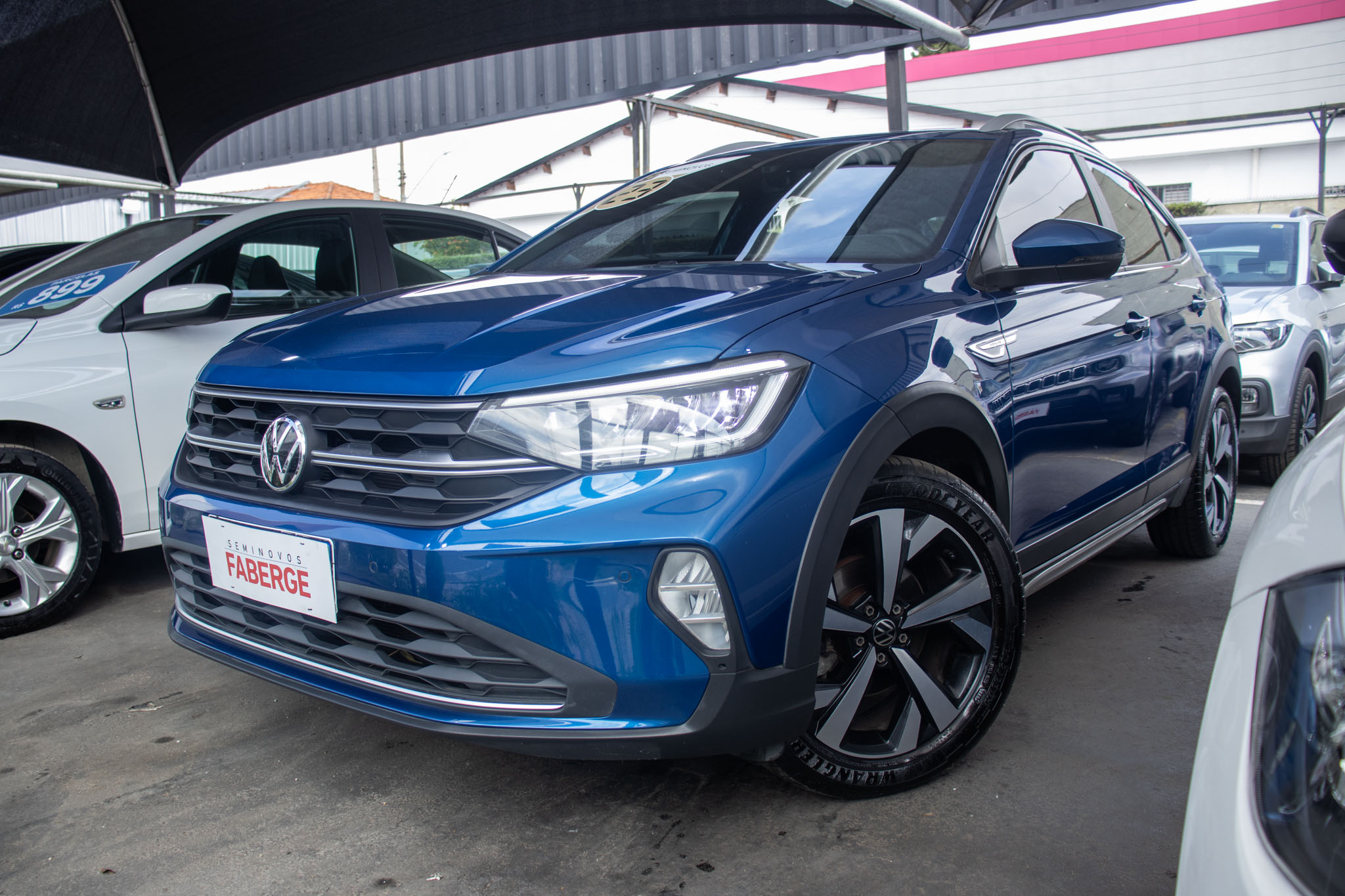 VW - Volkswagen-Nivus-Nivus Highline 1.0 200 TSI Flex Aut.