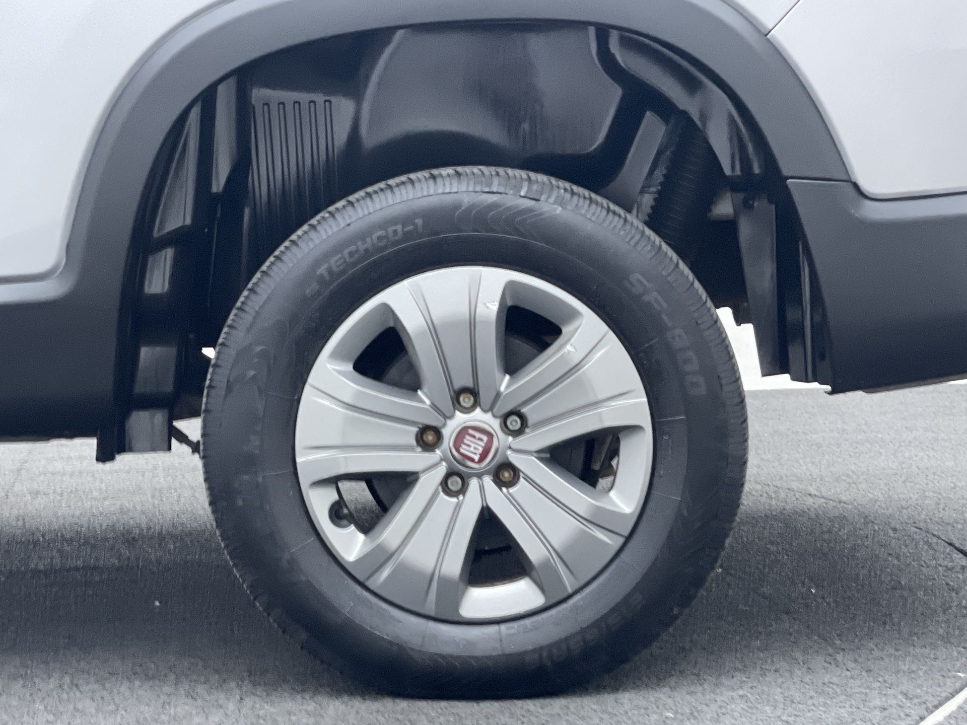 Toro Freedom 1.8 16V Flex Aut.