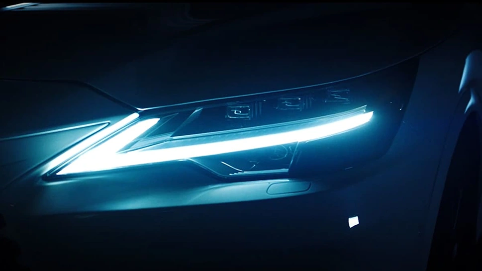 SISTEMA DE FAROL ALTO ADAPTATIVO