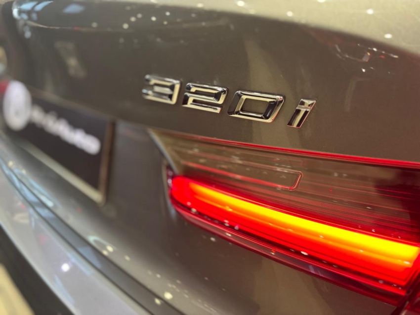 BMW-320i-2.0 16V TURBO FLEX GP AUTOMÁTICO
