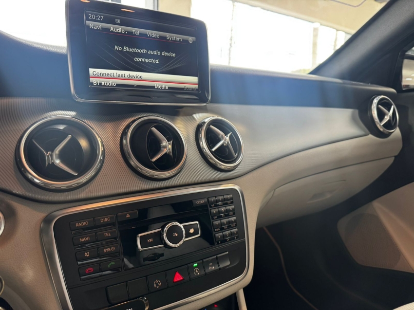 MERCEDES BENZ-GLA 200-1.6 CGI VISION 16V TURBO FLEX 4P AUTOMÁTICO