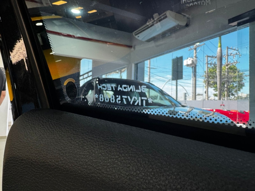 Jeep-COMPASS-1.3 T270 TURBO FLEX LONGITUDE AT6