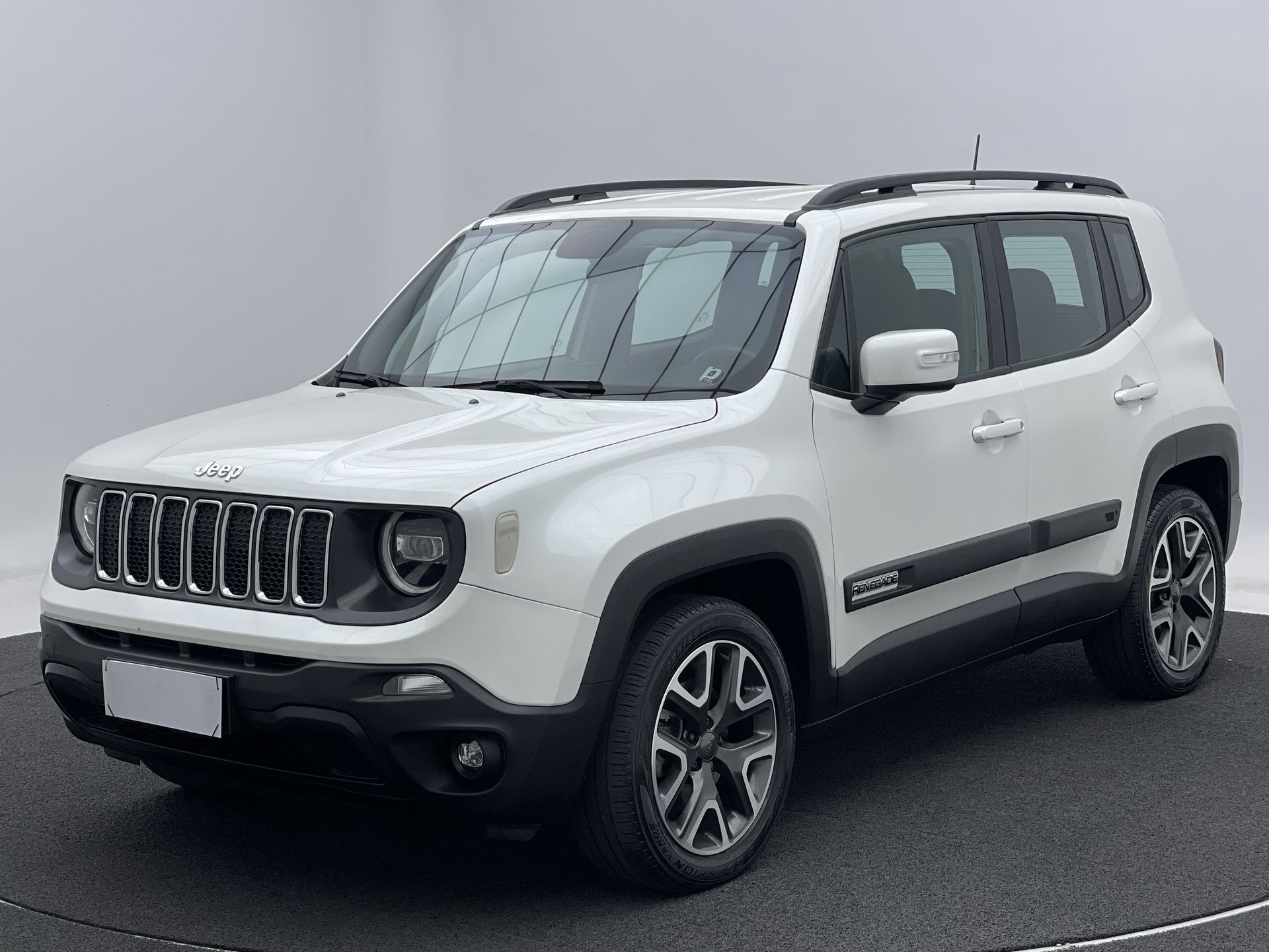 Renegade Longitude 1.8 4x2 Flex 16V Aut.