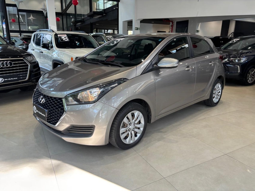 Hyundai-HB20-1.6 COMFORT PLUS 16V FLEX 4P AUTOMÁTICO
