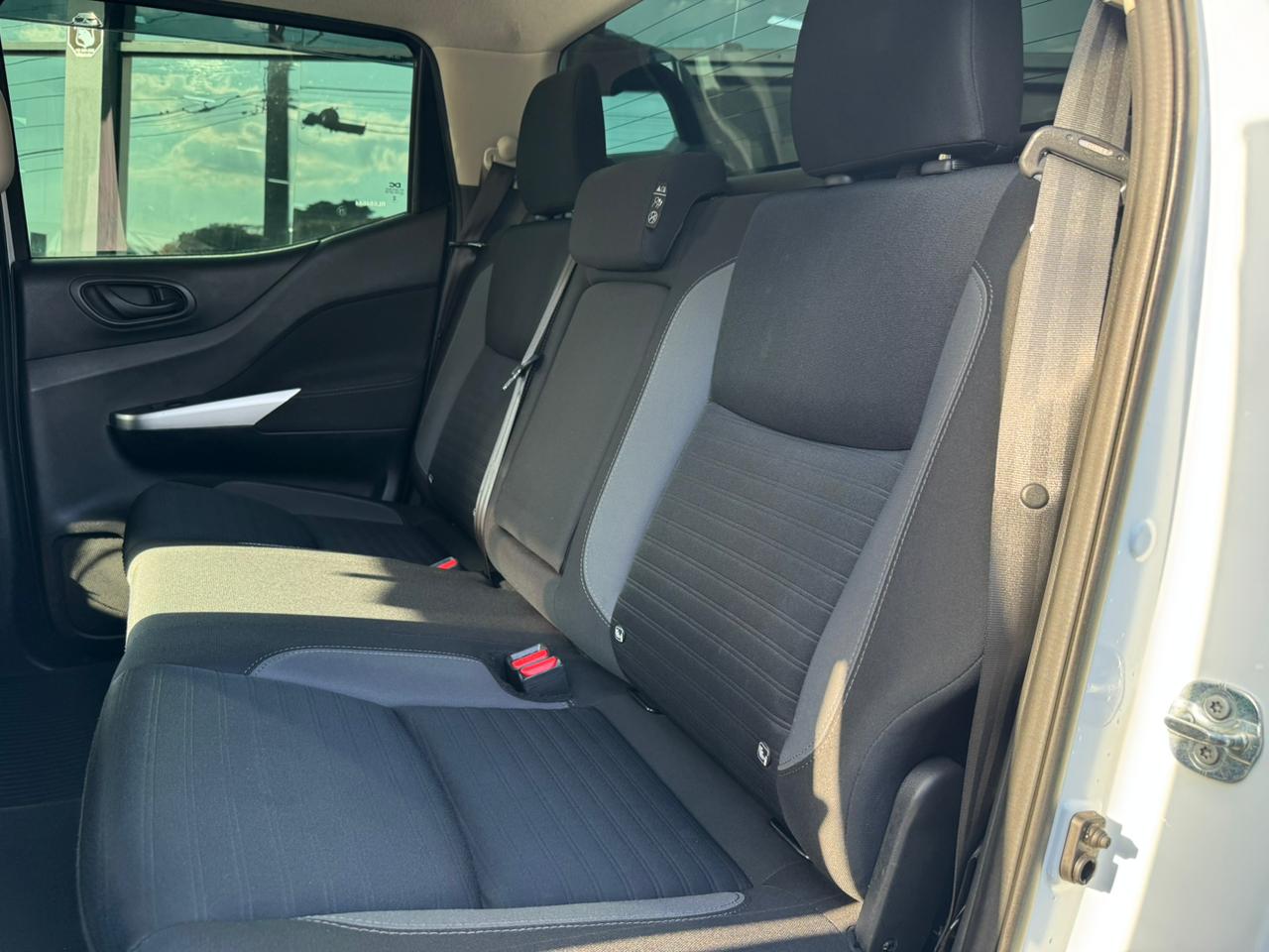 Nissan-FRONTIER-Frontier S CD 4x4 2.3 TB Diesel Mec.