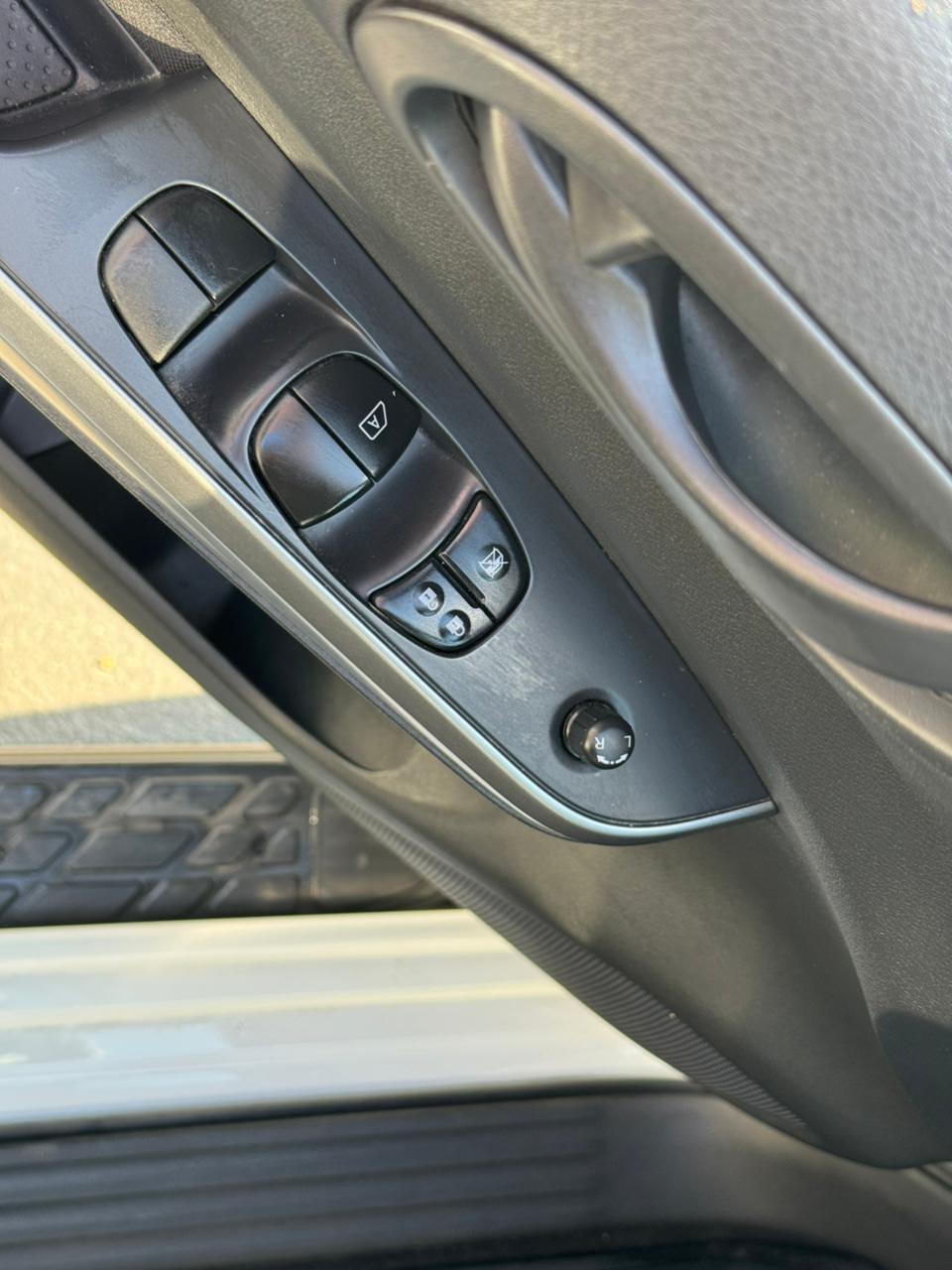 Nissan-FRONTIER-Frontier S CD 4x4 2.3 TB Diesel Mec.