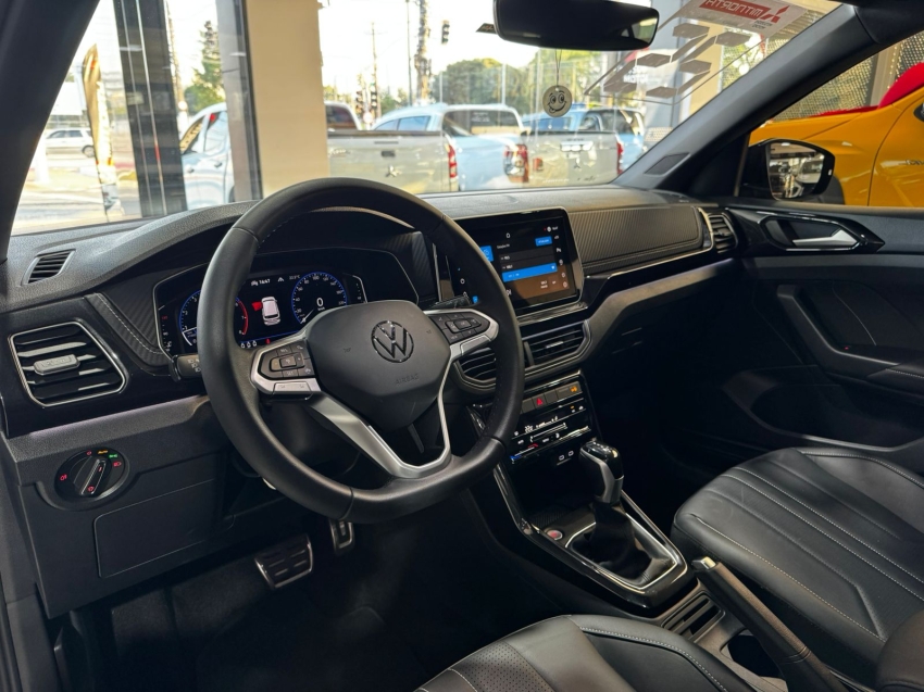 VW - Volkswagen-T-CROSS-1.4 250 TSI TOTAL FLEX HIGHLINE AUTOMÁTICO