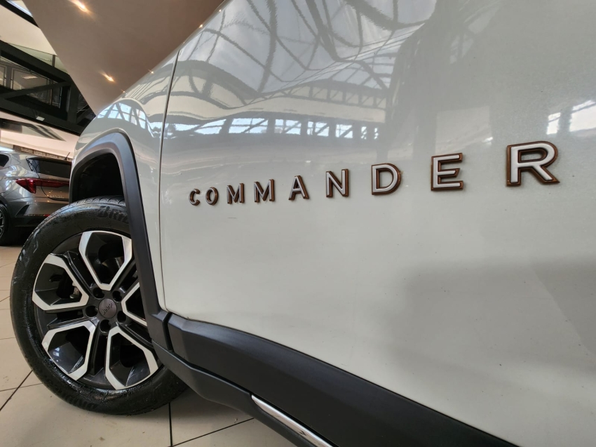 Jeep-COMMANDER-2.0 TD380 TURBO DIESEL LIMITED AT9