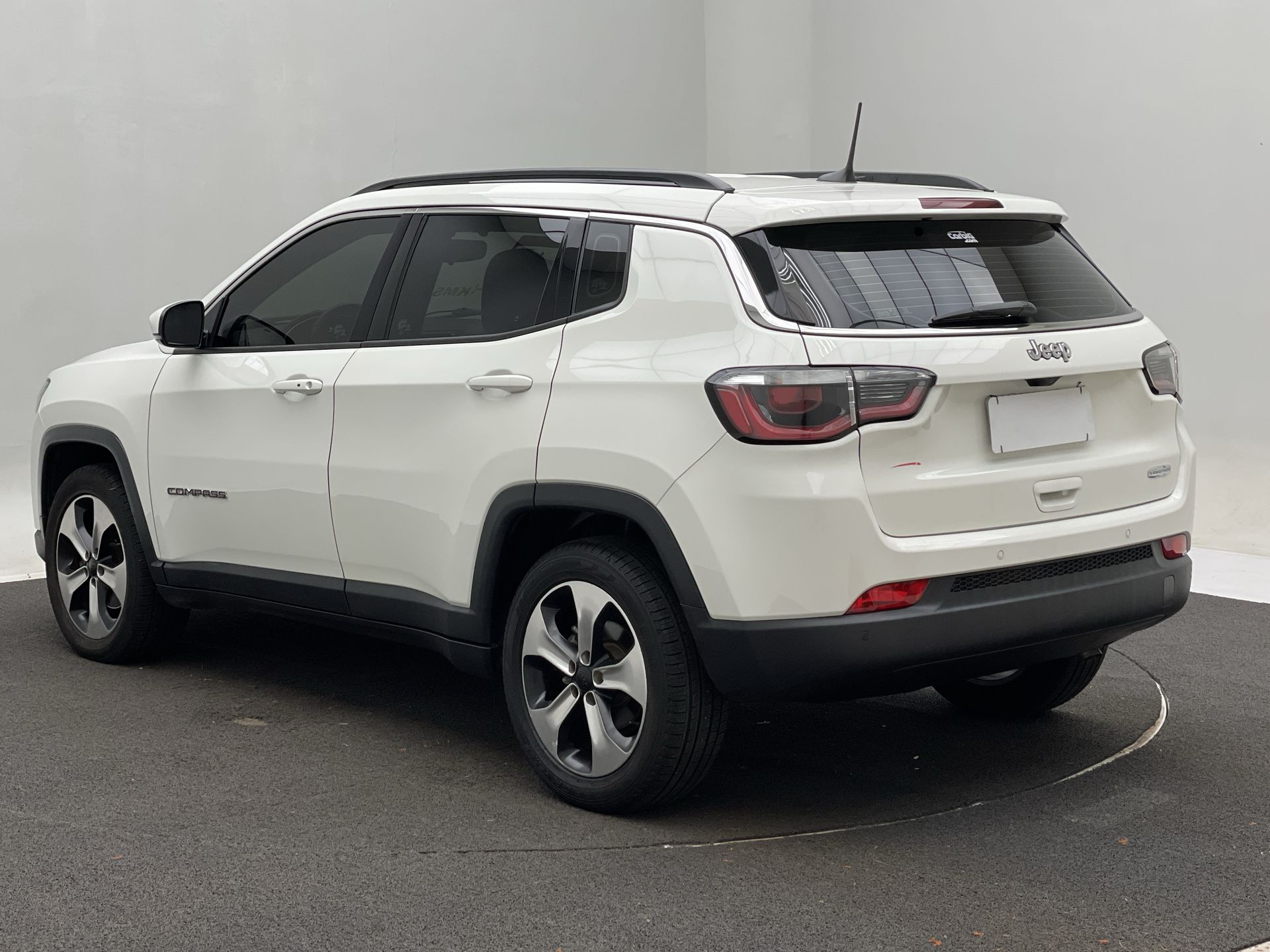 Jeep-COMPASS-COMPASS LONGITUDE 2.0 4x2 Flex 16V Aut.