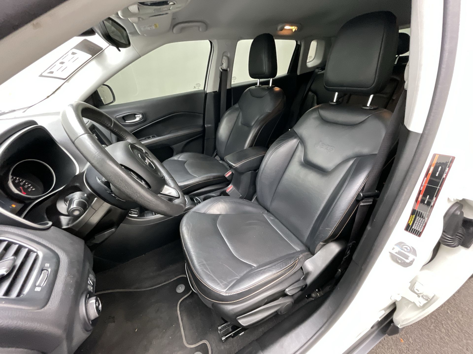 Jeep-COMPASS-COMPASS LONGITUDE 2.0 4x2 Flex 16V Aut.