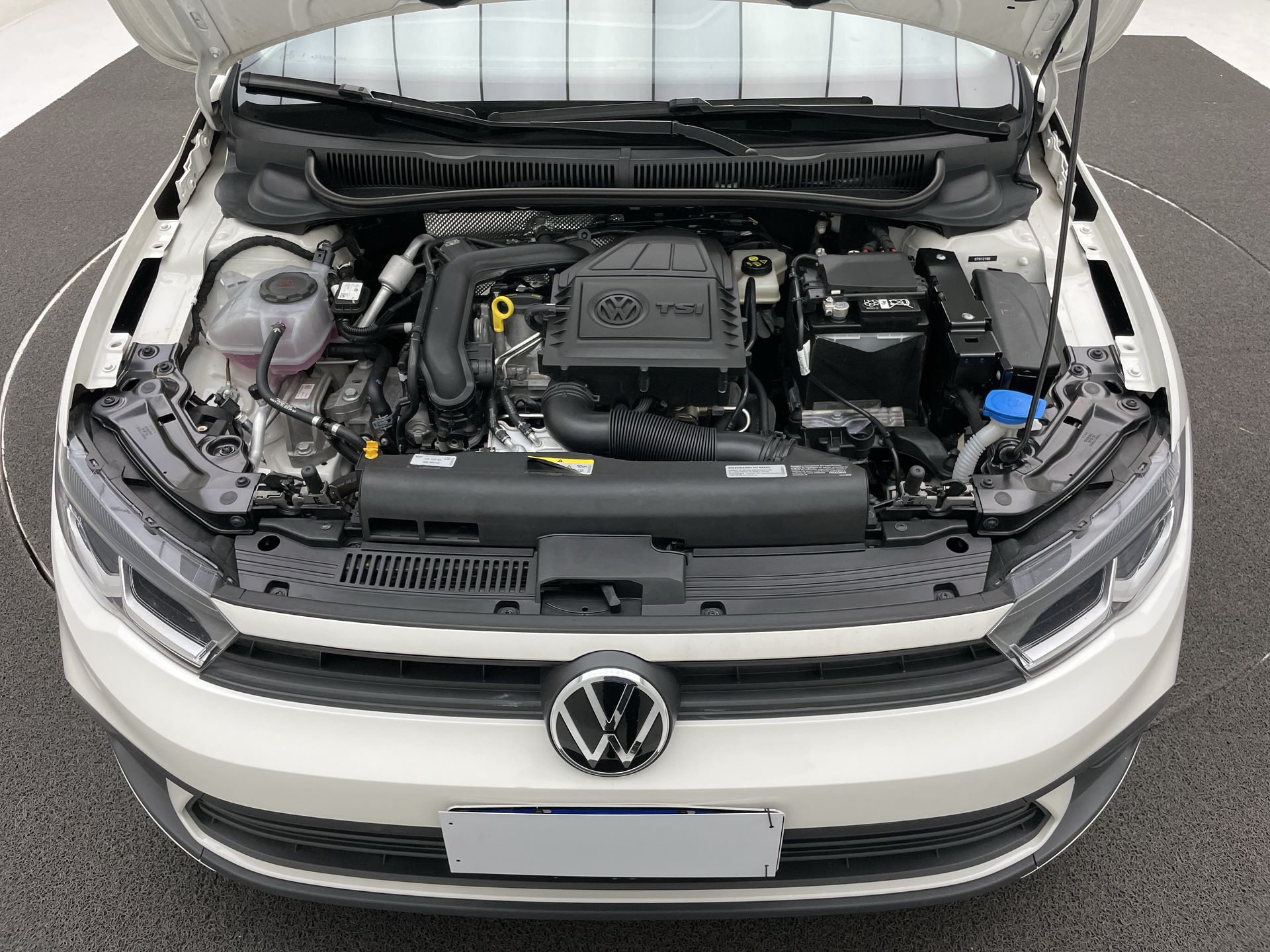 VW - Volkswagen-Polo-Polo 1.0 TSI Flex 12V 5p