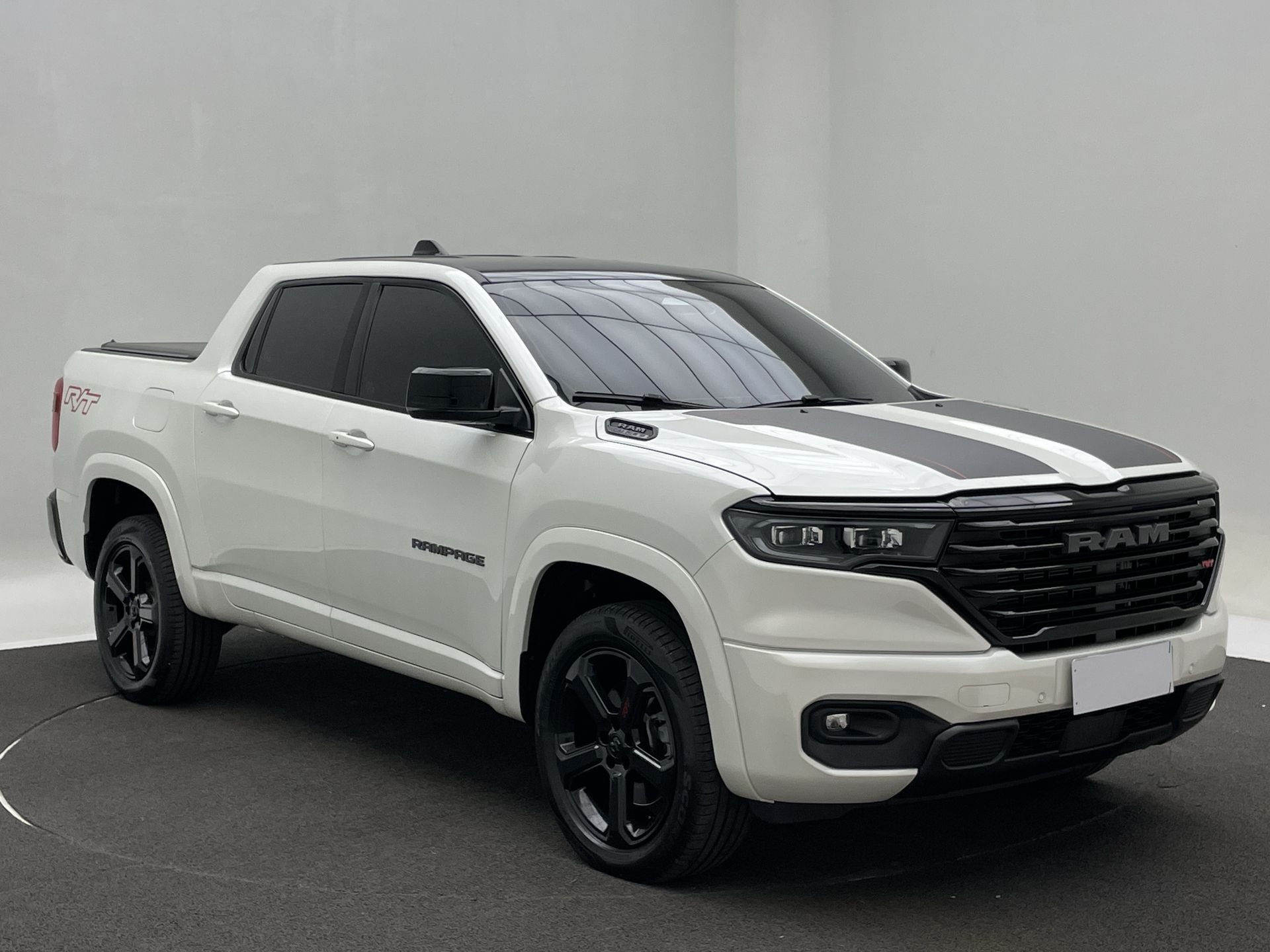 RAM-RAMPAGE-RAMPAGE R/T HURRIC. 4 2.0 TB CD 4X4 Aut.