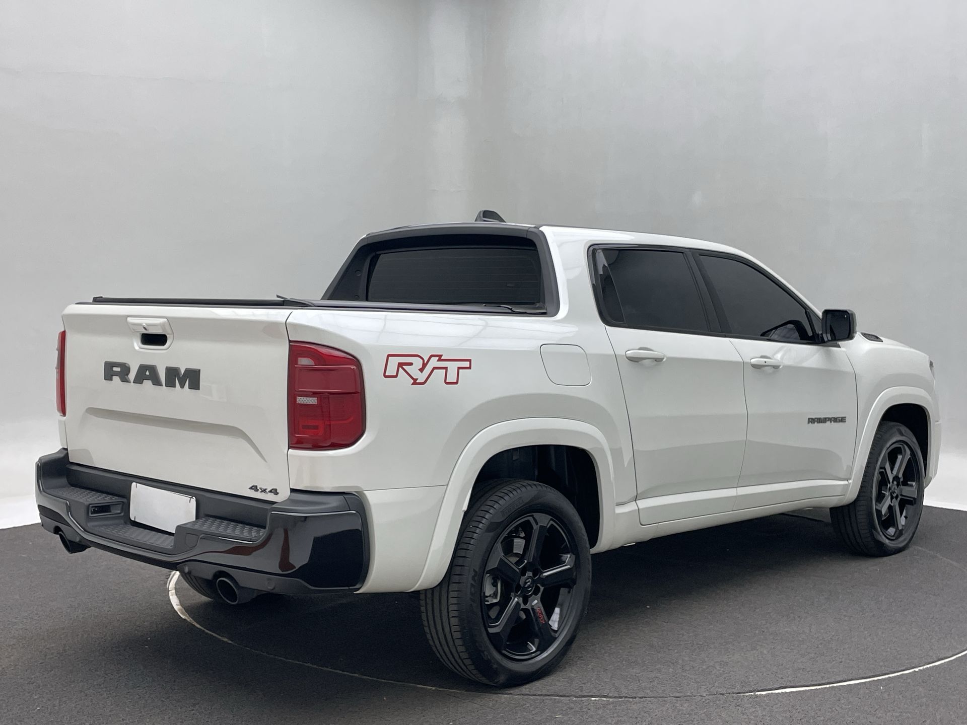 RAM-RAMPAGE-RAMPAGE R/T HURRIC. 4 2.0 TB CD 4X4 Aut.