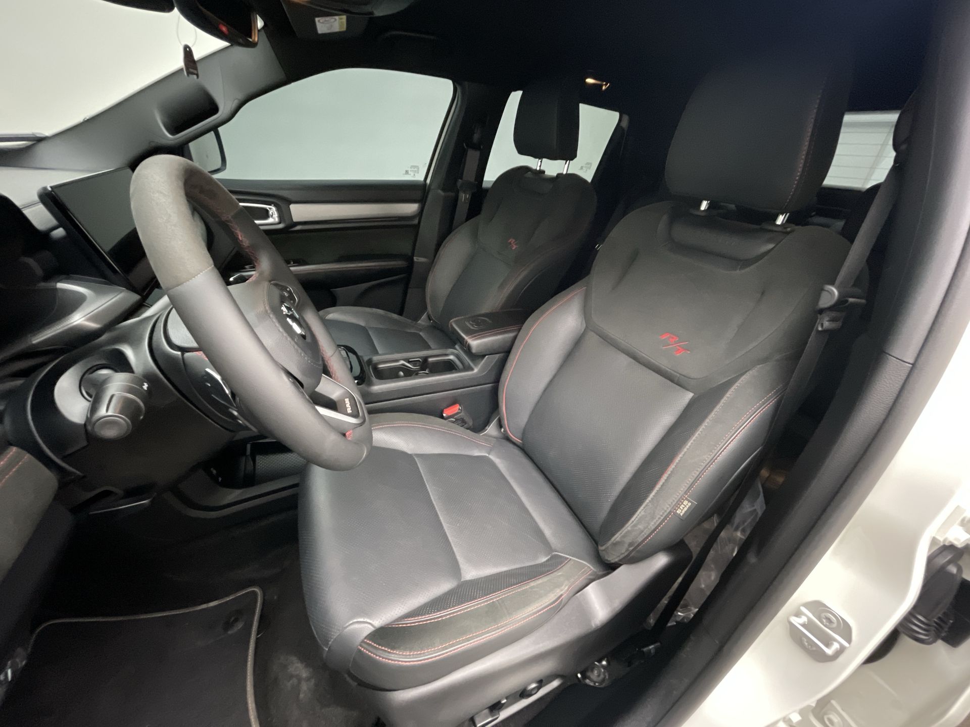 RAM-RAMPAGE-RAMPAGE R/T HURRIC. 4 2.0 TB CD 4X4 Aut.