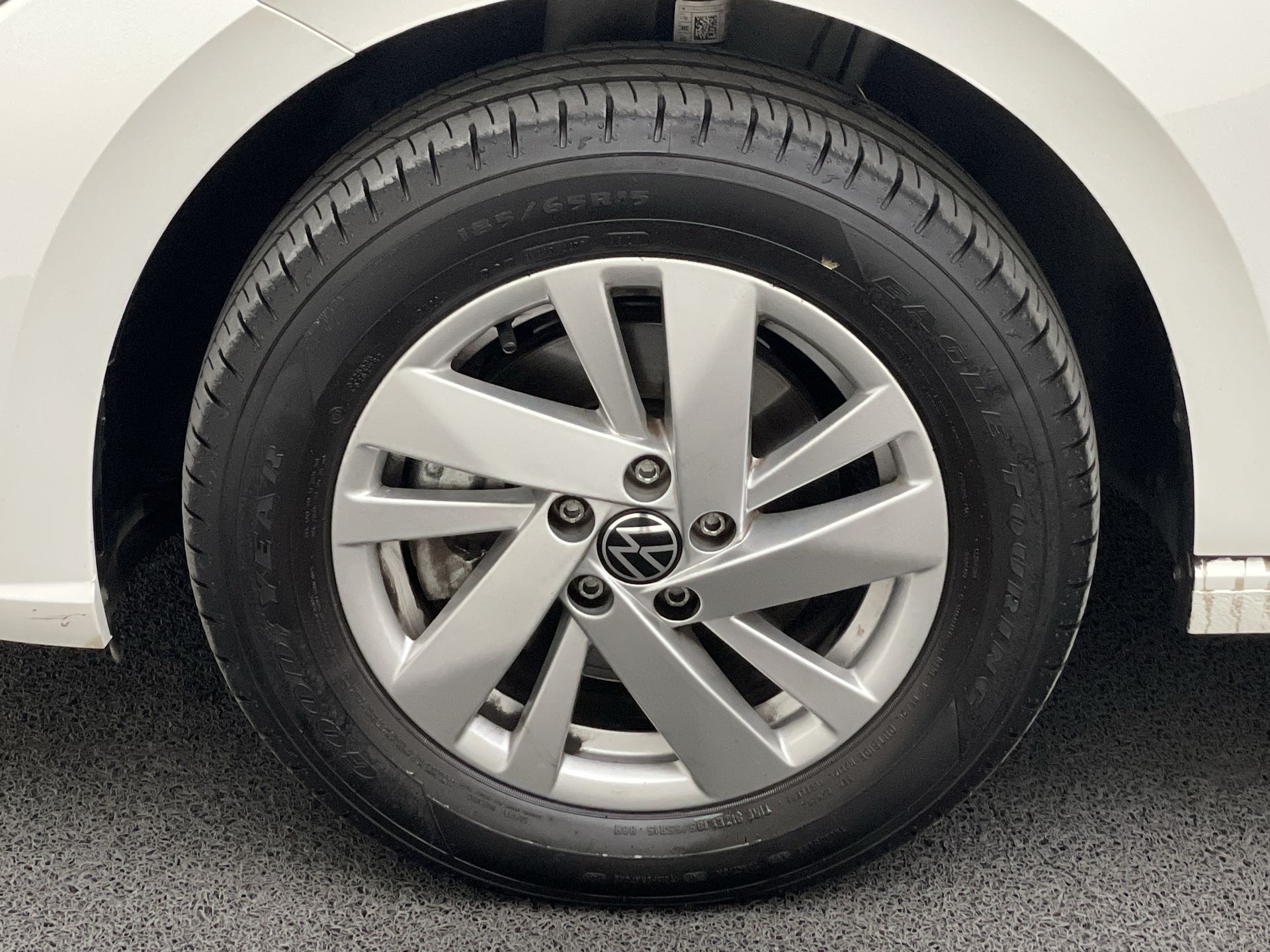 VW - Volkswagen-Polo-Polo 1.0 TSI Flex 12V 5p