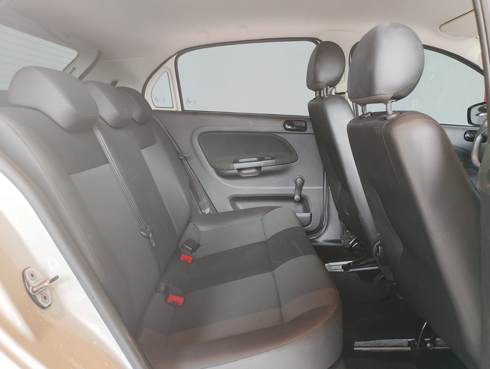 VW - Volkswagen-Gol-GOL 1.0 12V MPI TOTALFLEX 4P MANUAL