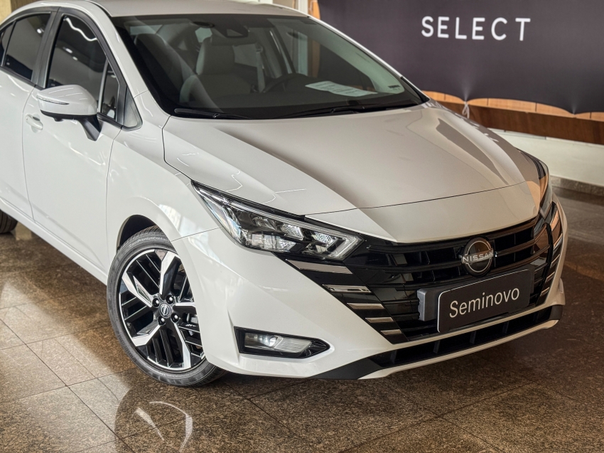 Nissan-VERSA-1.6 16V FLEX EXCLUSIVE XTRONIC