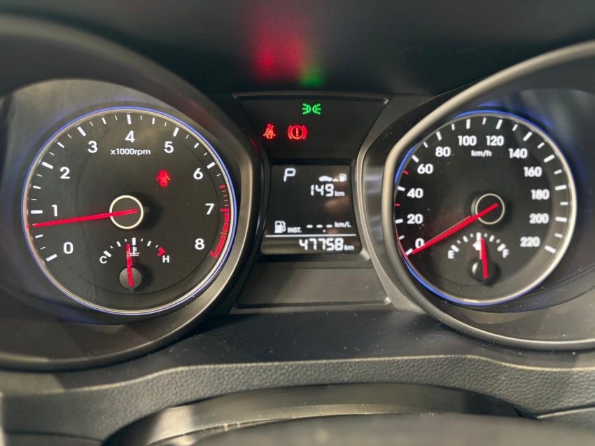 Hyundai-HB20-1.6 COMFORT PLUS 16V FLEX 4P AUTOMÁTICO